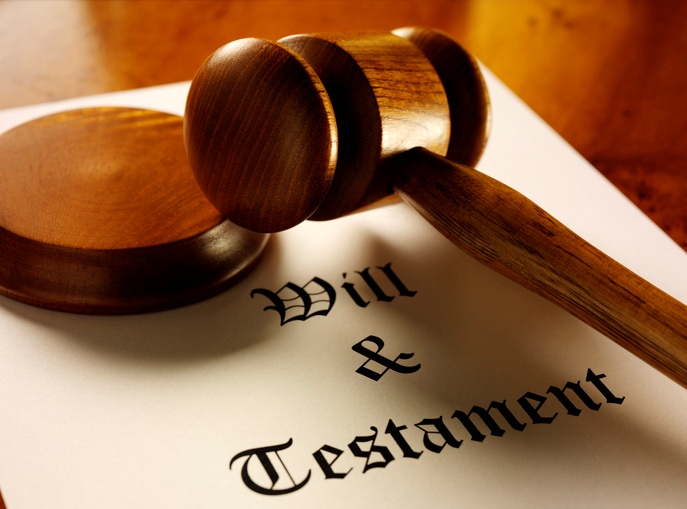 Will and testament with judge's gavel
